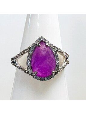 Ring Bomb Party Ring, NWOT size 7 mauve pink color stone, silver color band